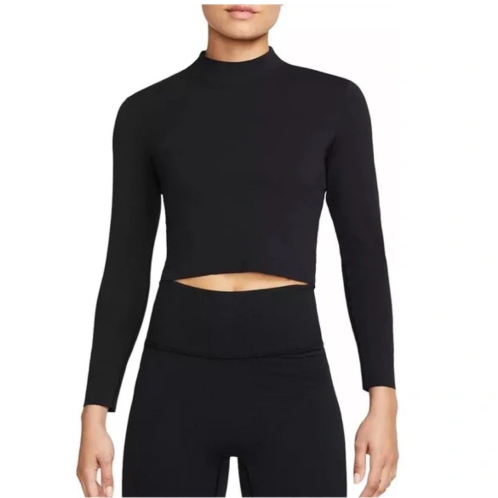 Nike Women's Yoga Dri-FIT Luxe Long Sleeve Crop Top